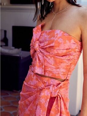 Strapless Knot-Front Crop Top in Coral Pink